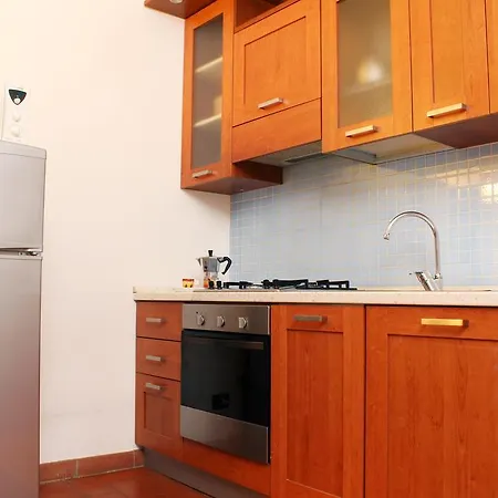 Santa Croce Apartment