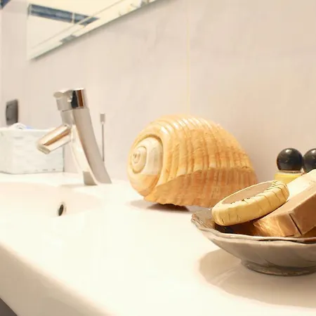 Santa Croce Apartment *